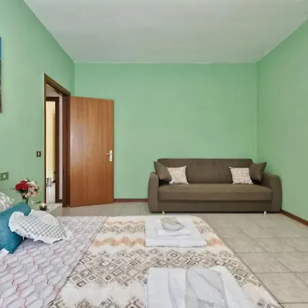 아파트 Venice Miramare 2 *