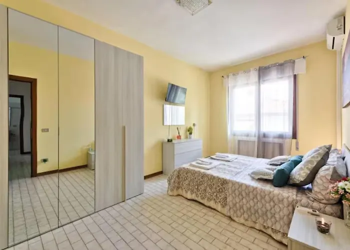 Venice Miramare 2 *